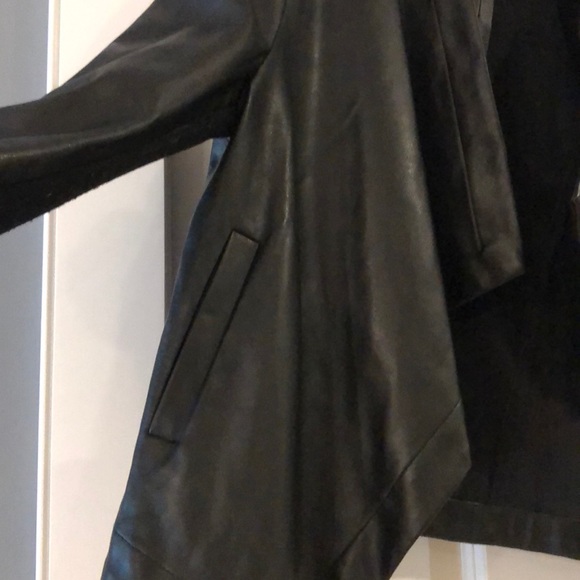 Leather jacket - Picture 3 of 6